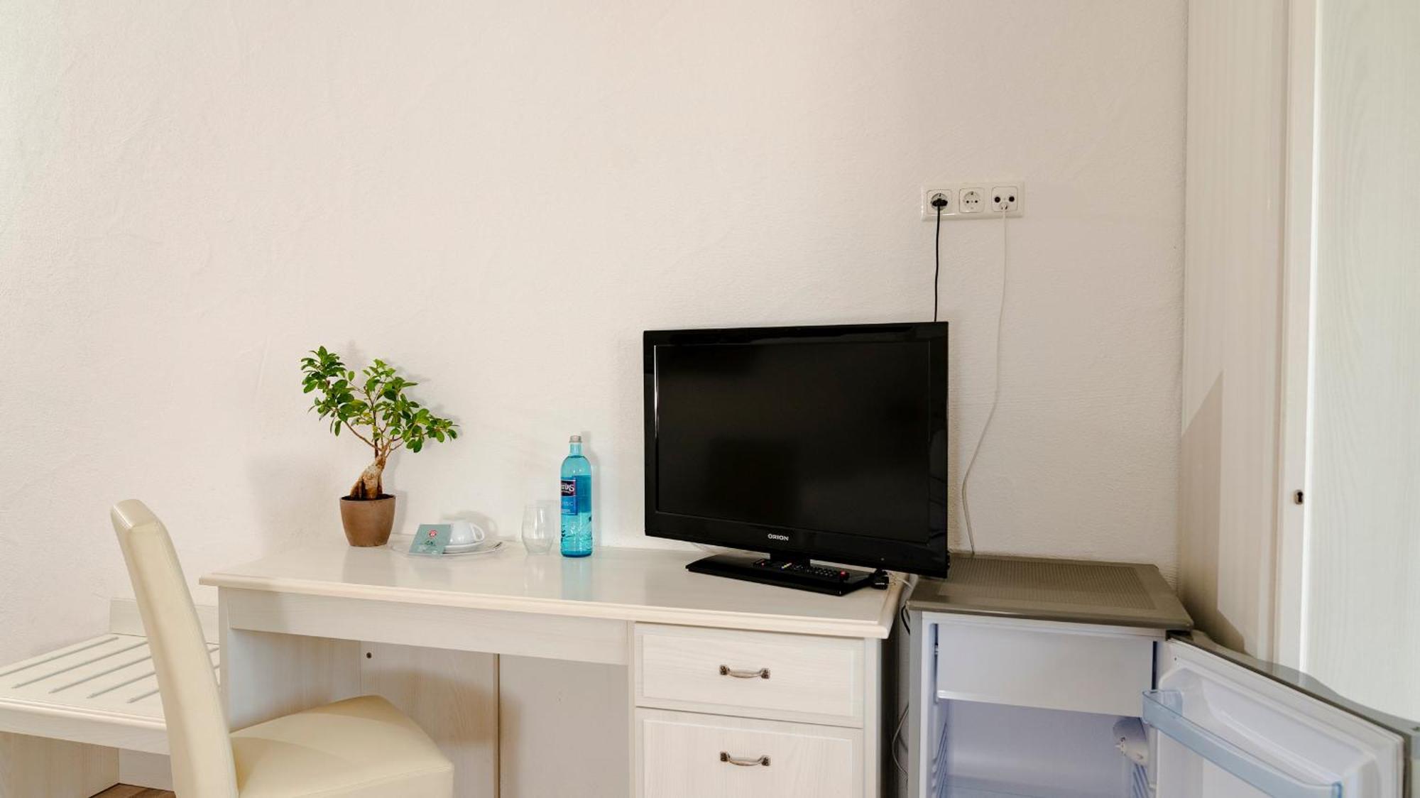 Luna Sleeping Buttenwiesen Ngoại thất bức ảnh